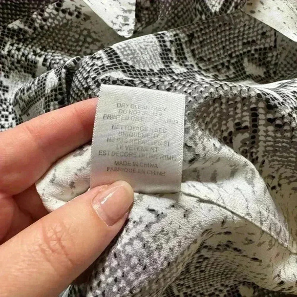 EQUIPMENT Femme Snakeskin Print Silk Top - Picture 7 of 7